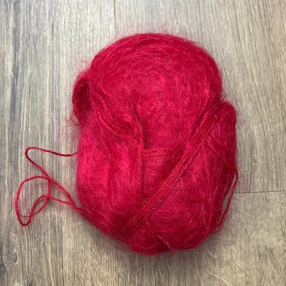 Mohair Natural Fiber Hand Spun Magenta Yarn - Picture 1 of 6